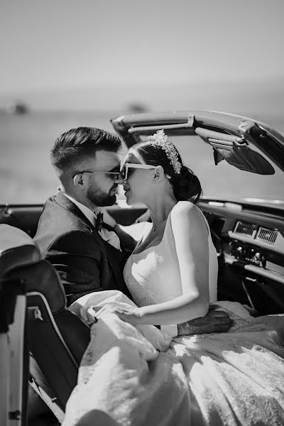 Wedding photographer Sargis Mirzoyan (sargismirzoyan). Photo of 1 December 2022