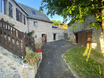 ferme à Entraygues-sur-Truyère (12)