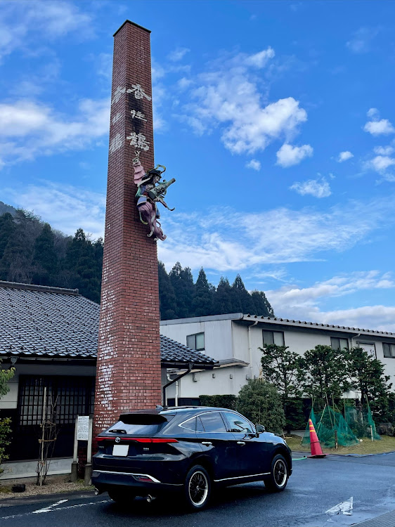 ハリアーの80ハリアー・E-Four・香住鶴・福智屋に関するカスタム事例の投稿画像2枚目