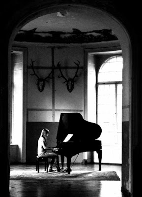 LA PIANISTA di ronnj