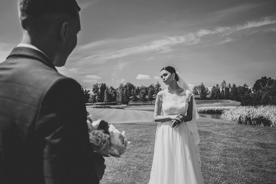 Fotógrafo de bodas Yuliya Zaruckaya (juzara). Foto del 11 de julio 2019