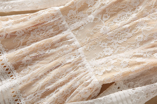 Title 15, Pleated Stitching Lace Long Sleeve Dress