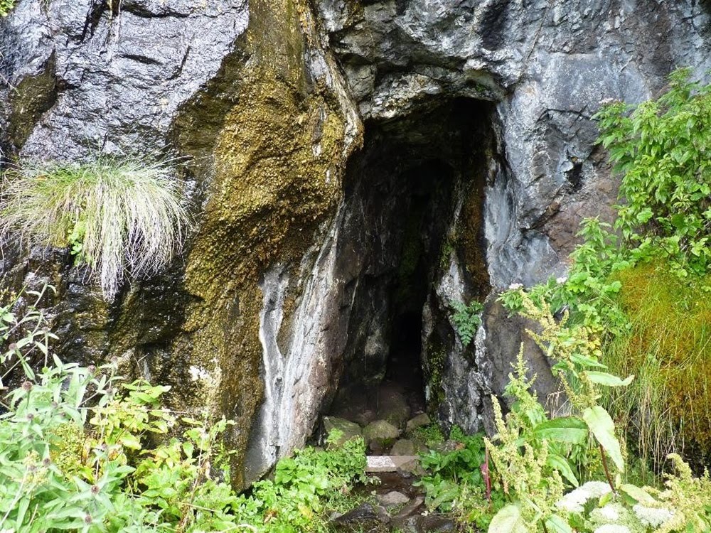 Caverna do Massacre, a gruta do massacre do povo de Eigg