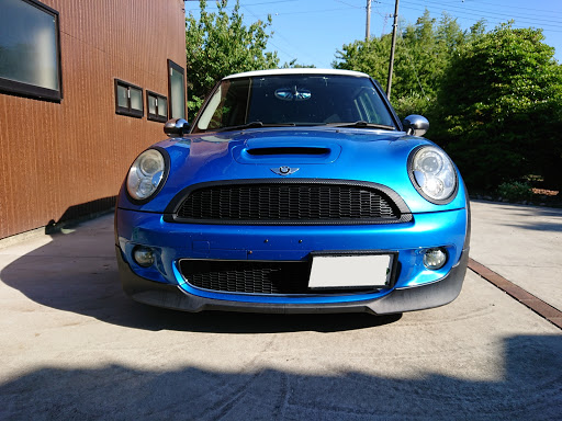 ミニクーパーs のdiy フロントリップ自作に関するカスタム メンテナンスの投稿画像 車のカスタム情報はcartune