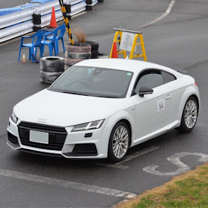 TT クーペ 1.8TFSI