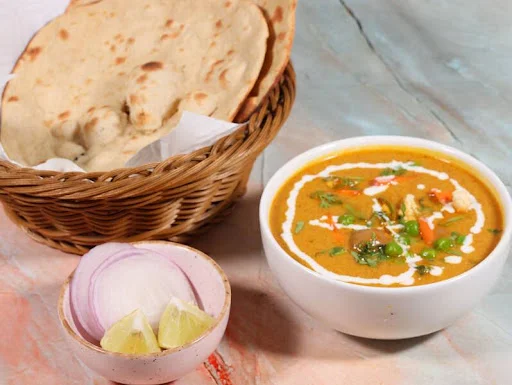 Veg Handi (300 Ml) + 3 Tawa Chapati