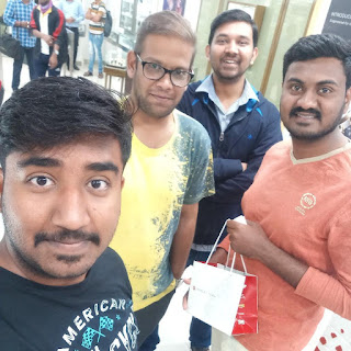 Abhinandan shinde at Titan World, JM Road,  photos