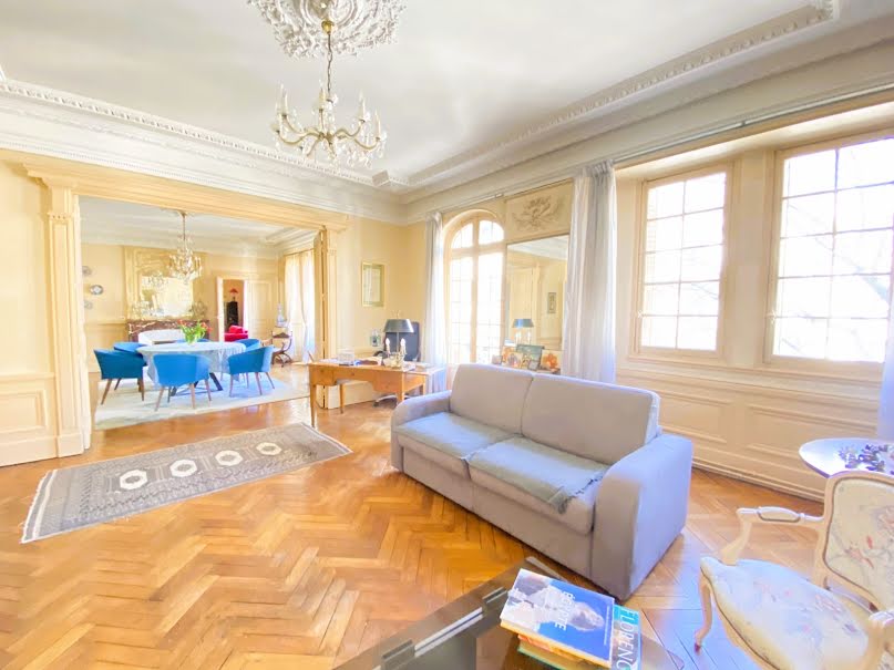 Vente appartement 7 pièces 219.87 m² à Dijon (21000), 689 000 €