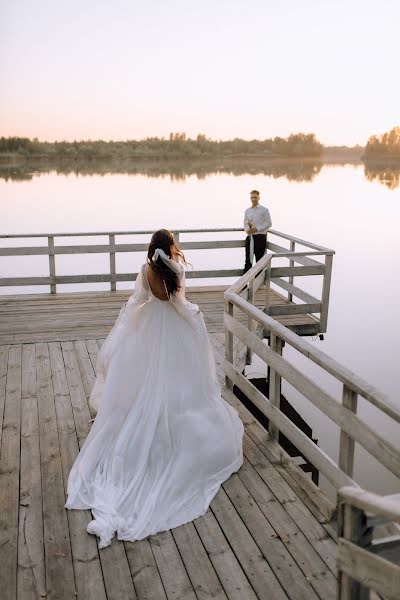 Bröllopsfotograf Yuliya Rabkova (yuliaryaba). Foto av 4 april 2022