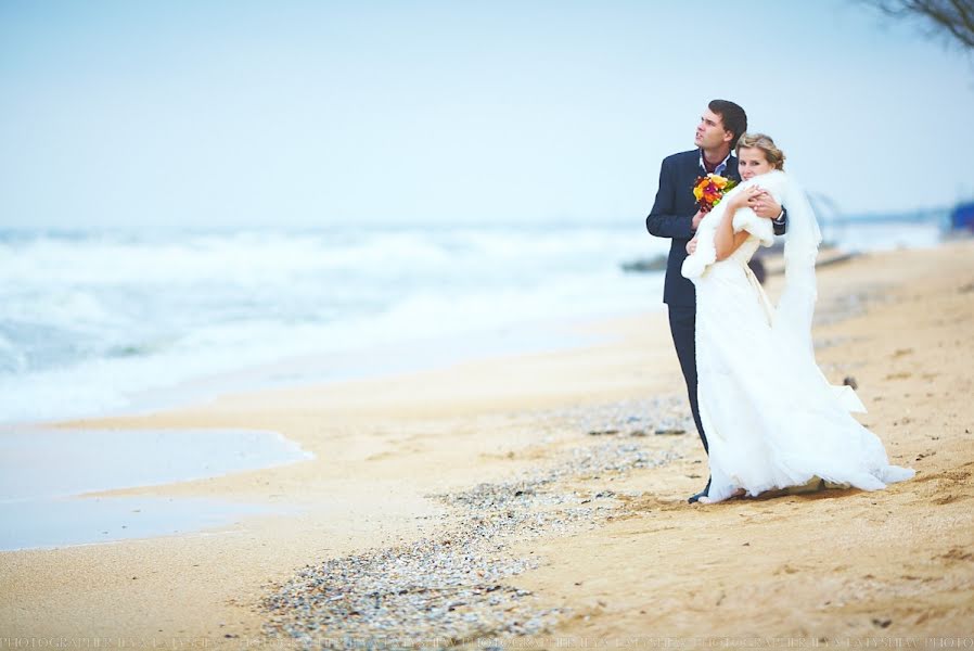 Wedding photographer Ilya Latyshev (ilatyshew). Photo of 22 December 2012