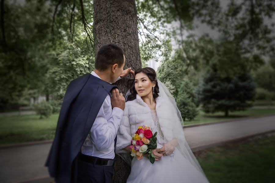 Fotógrafo de bodas Diana Zarechneva (dianavarich). Foto del 11 de enero 2022