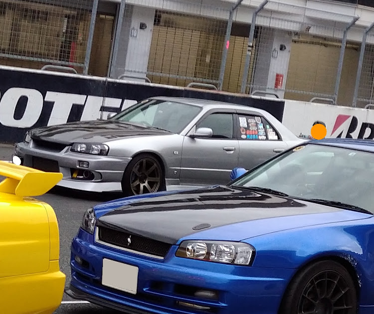 シルビアのR34祭り・34祭り・富士スピードウェイ・本コース・スカイラインに関するカスタム事例の投稿画像9枚目