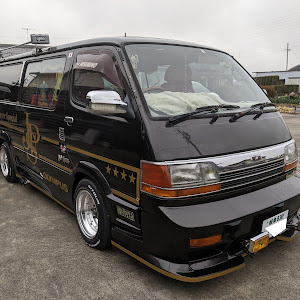 ハイエースバン LH113V