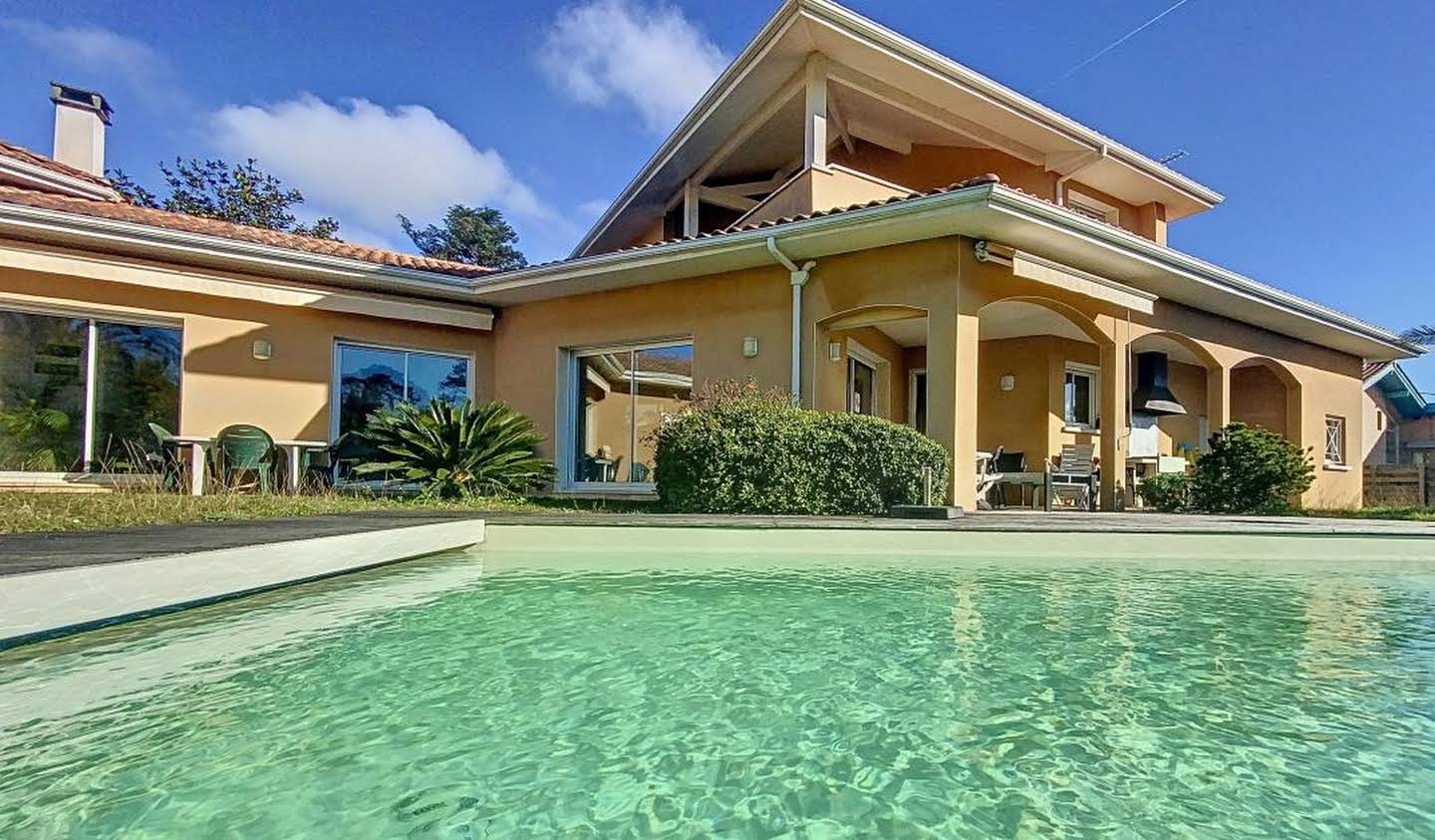 Maison avec piscine et terrasse Anglet