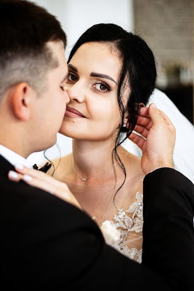 Fotógrafo de casamento Maryan Rozumniy (rozumnyi). Foto de 13 de junho 2022