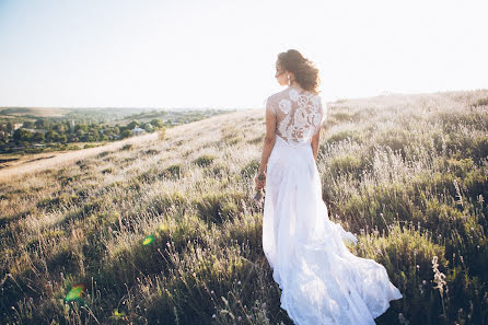 Wedding photographer Aleksandr Berezhnov (berezhnov). Photo of 15 February 2017