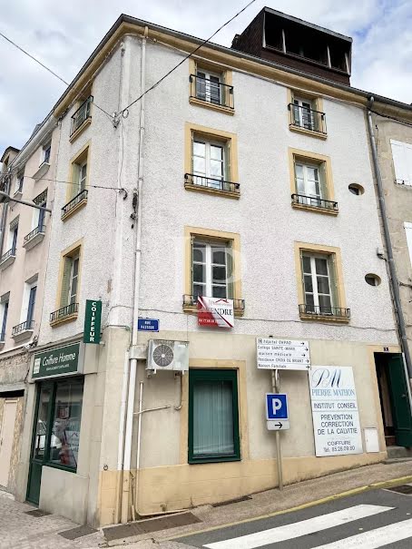 Vente locaux professionnels 4 pièces 94 m² à La Clayette (71800), 106 000 €