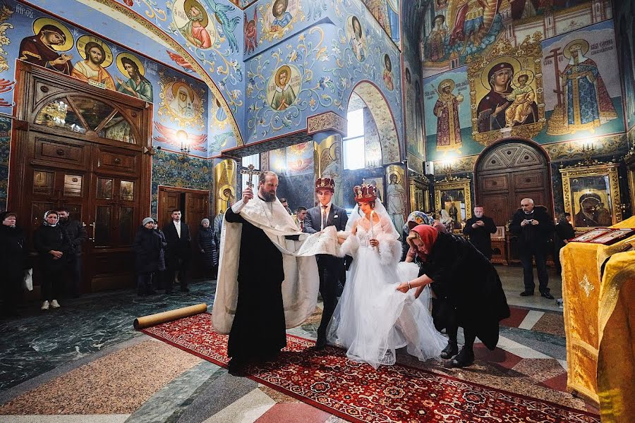 Свадебный фотограф Евгений Опарин (oparin). Фотография от 12 апреля 2019