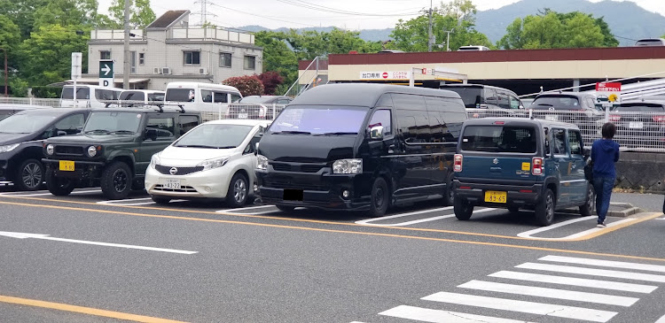ハイエース スーパーロングのスパロン・SLOC・SUPERLONGOWNERSCLUB・キャンパー特装車・同伴出勤に関するカスタム事例の投稿画像2枚目