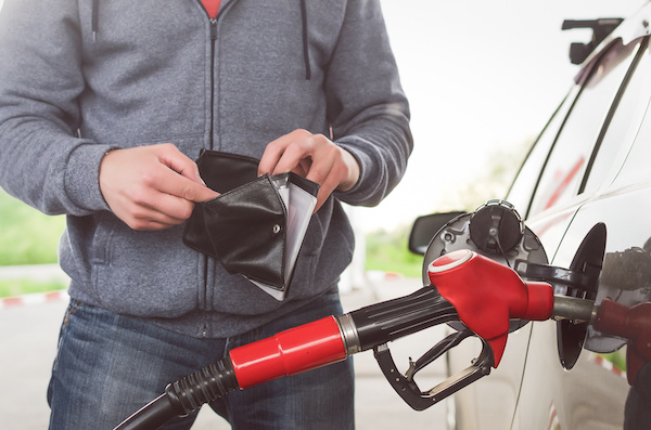 How to Minimize the Number of Trips to the Gas Pump