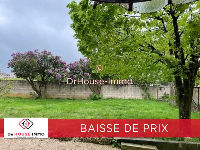 Vente maison 6 pièces 137 m² à Druyes-les-Belles-Fontaines (89560), 146 000 €