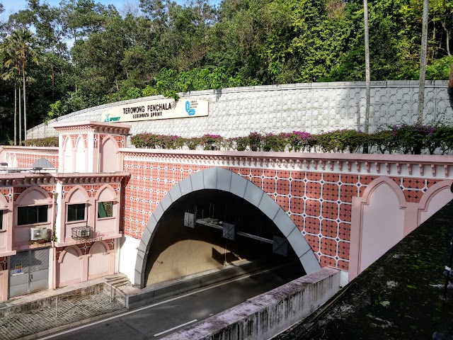 Kiara Hill Pencala Tunnel