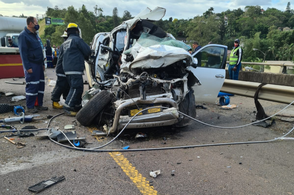 A horrific crash on Durban's N2 freeway on Friday left two people dead and three seriously injured