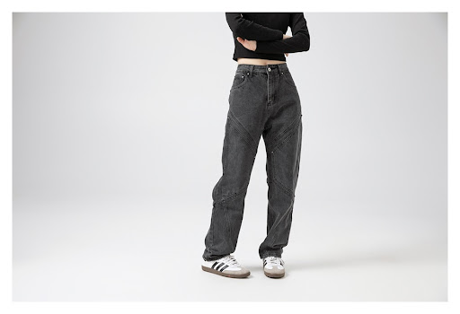 Title 6, American Mens and Womens Loose Straight Jeans...
