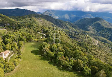 Propriété avec jardin 7