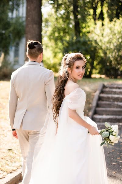 Fotografo di matrimoni Irina Yureva (iriffka). Foto del 7 settembre 2021