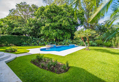 Maison avec jardin et terrasse 14