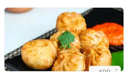 Veg Fried Momos [6 Pieces]