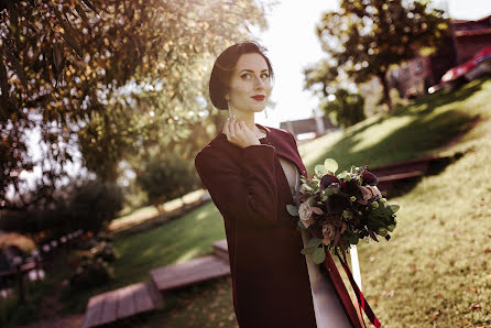 Wedding photographer Elena Marinina (fotolenchik). Photo of 4 October 2017