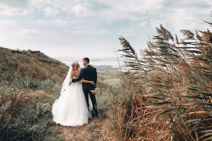 Fotógrafo de casamento Aleksandr Belozerov (abelozerov). Foto de 11 de outubro 2018