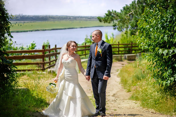 Fotógrafo de casamento Ilona Marso (trendmedia). Foto de 18 de setembro 2016