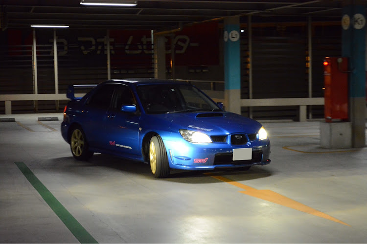 インプレッサ WRXのインプレッサWRX・GDA・立体駐車場・スバルに関するカスタム事例の投稿画像1枚目