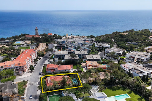 Maison avec piscine et jardin 3