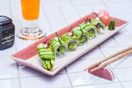 Tuna And Salmon With Avocado Misaki Roll