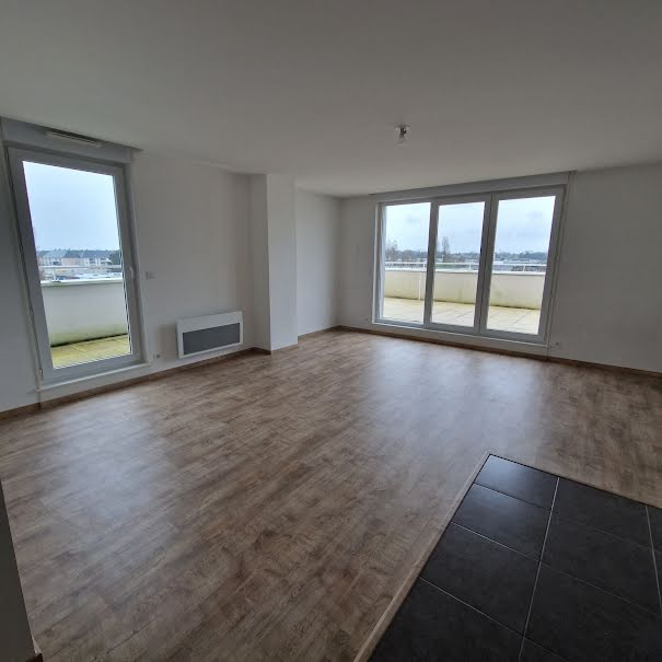 Location  appartement 4 pièces 82.92 m² à Saint-Malo (35400), 1 042 €