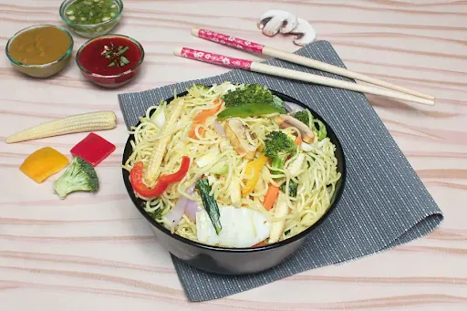 Veg Hakka Noodles