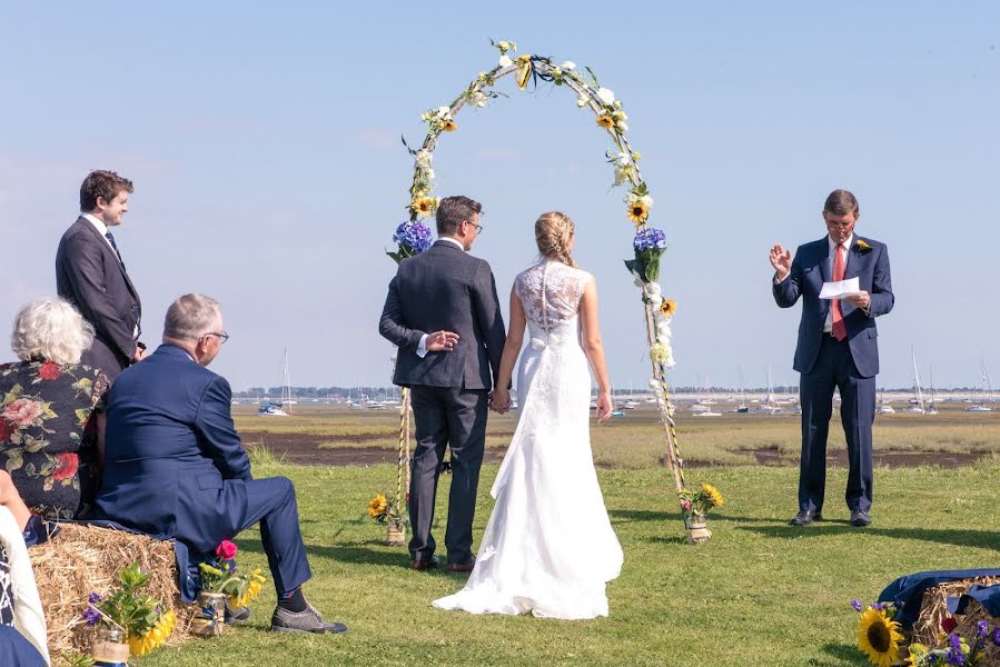 Fotografo di matrimoni Steven Phyall (zoomingphoto). Foto del 1 luglio 2019