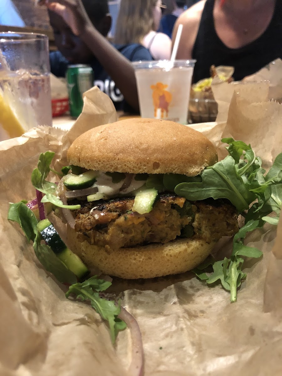 vegan house burger w/ gf bun