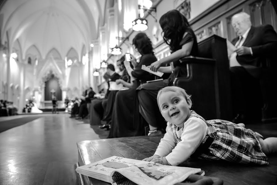 Fotograf ślubny Dimi Kash (kash). Zdjęcie z 22 maja 2014