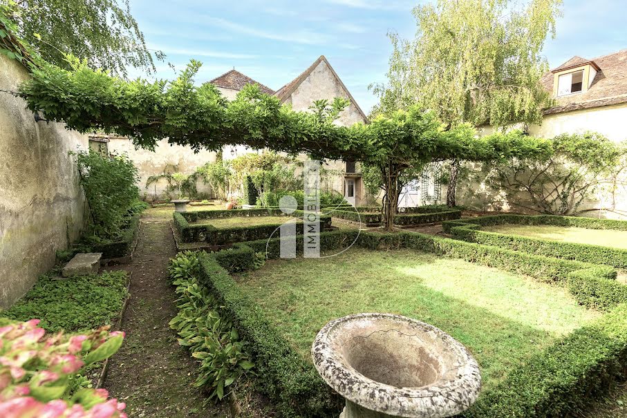 Vente maison 8 pièces 323 m² à Moret-Loing-et-Orvanne (77250), 1 290 000 €