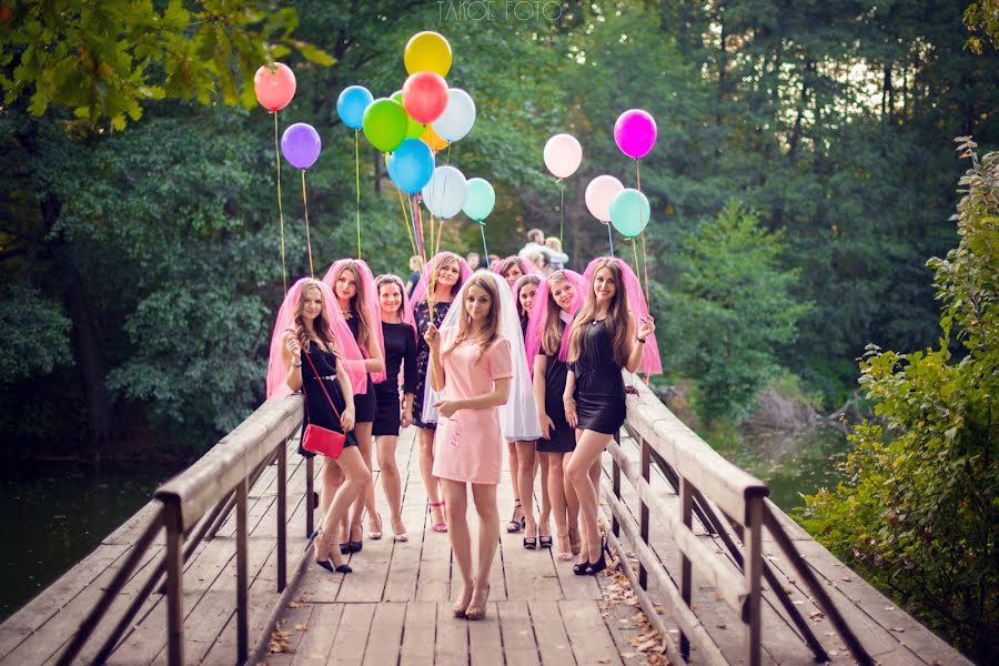 Fotógrafo de casamento Anastasiya Shvedkova (takephoto). Foto de 2 de março 2017