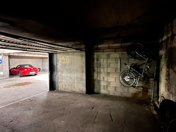 parking à Paris 10ème (75)