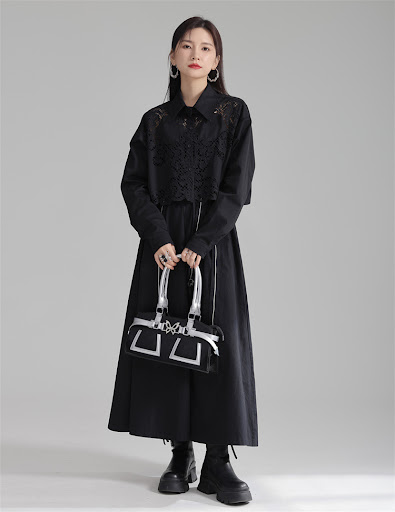Title 6, Autumn New Hollow Crocheted Shirt For Women. St...