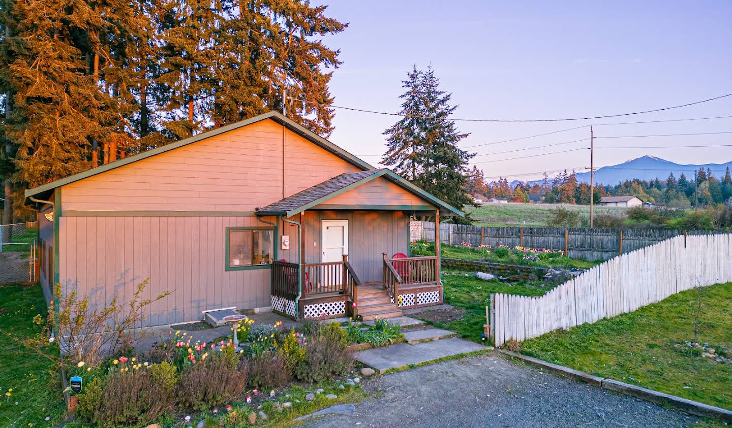 House with garden Port Angeles