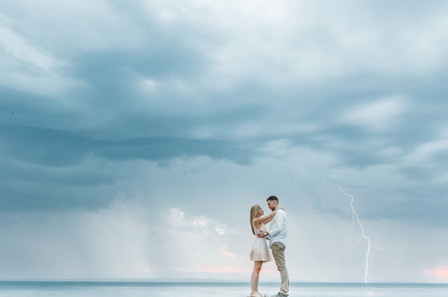 Wedding photographer Vasilis Moumkas (vasilismoumkas). Photo of 11 February 2019