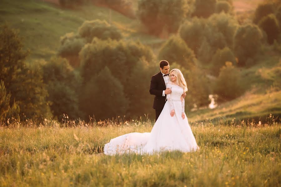 Wedding photographer Andrey Tkachuk (vippolzovatel). Photo of 9 June 2017